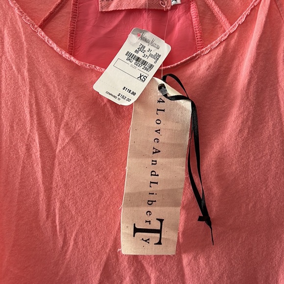 NWT Neiman Marcus 4 Love and Liberty Top - Picture 3 of 10